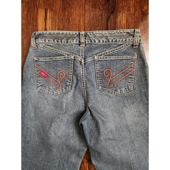 Fubu capri denim Juniors/ladies Sz 7/8 cuffed medium wash mid-rise - Picture 11 of 12
